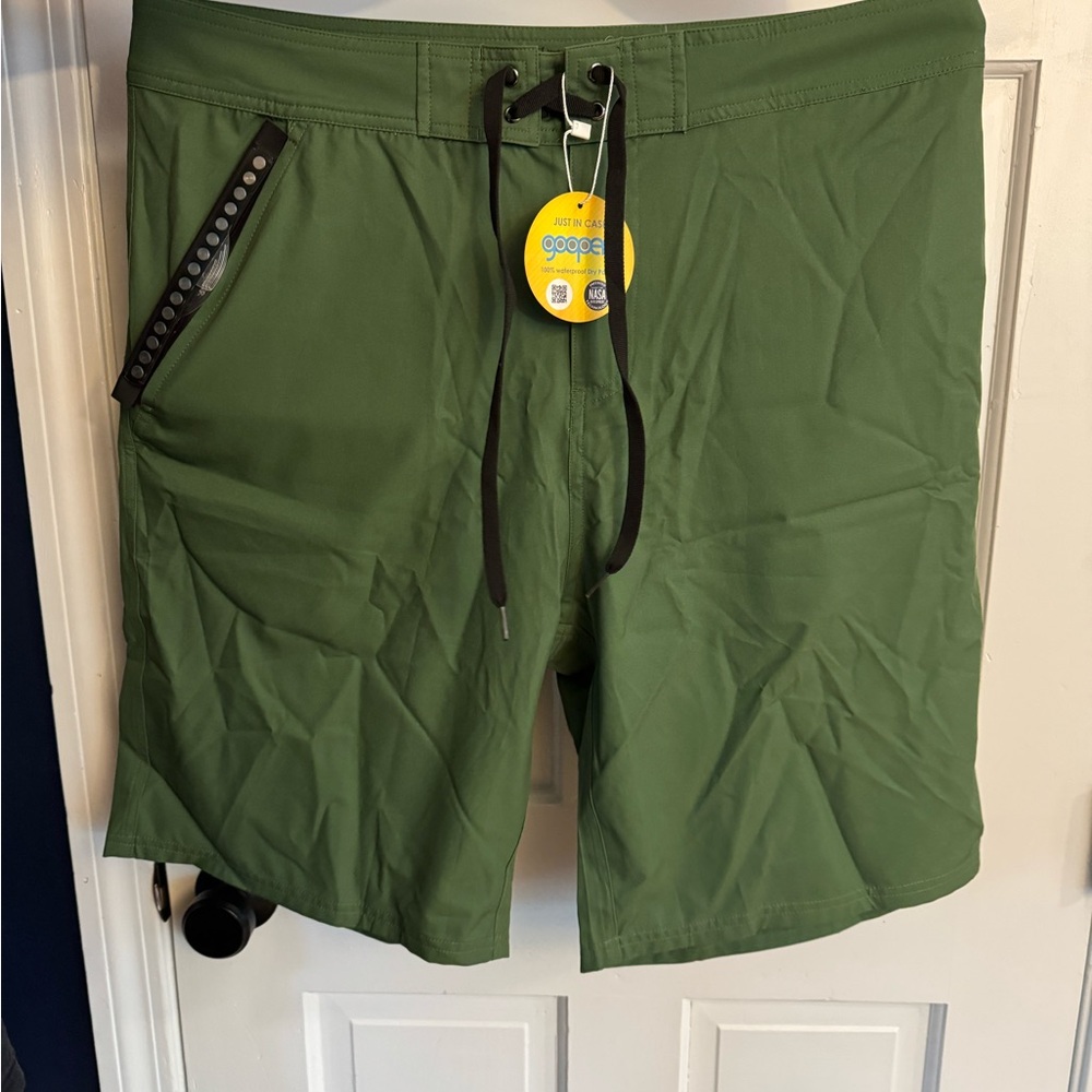 Gooper board short with waterproof pocket